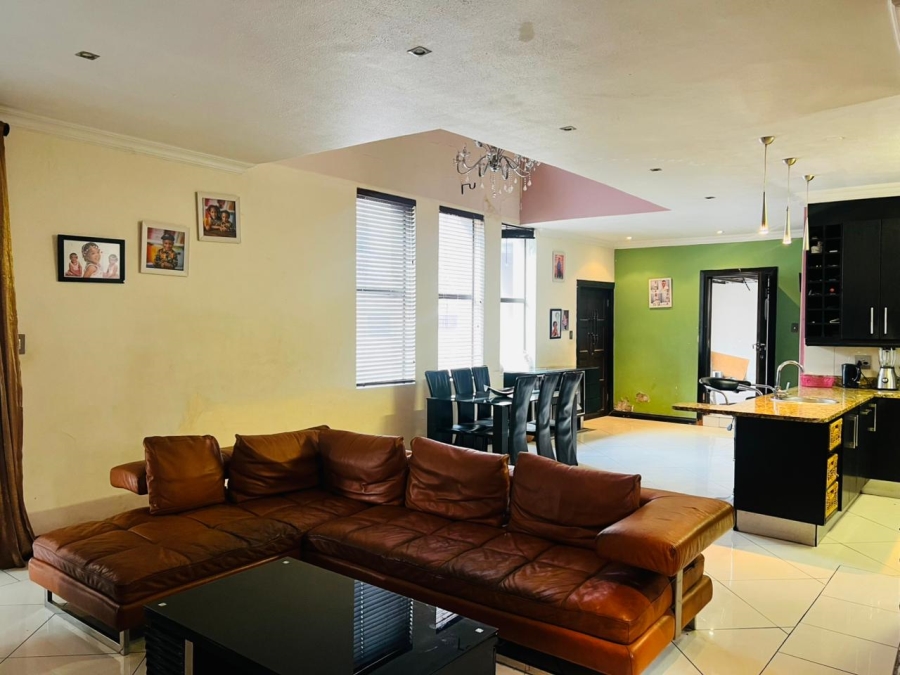 3 Bedroom Property for Sale in Greenstone Hill Gauteng