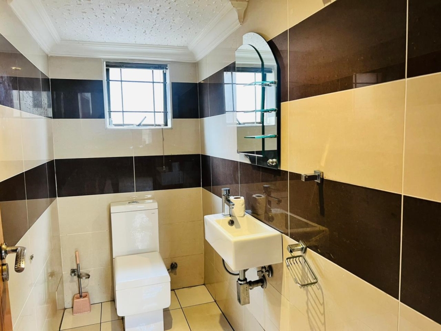 3 Bedroom Property for Sale in Greenstone Hill Gauteng