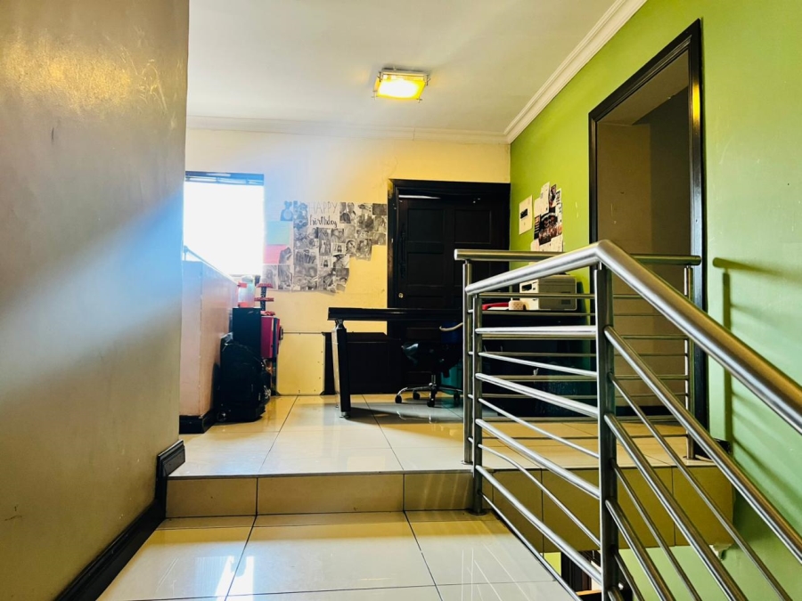 3 Bedroom Property for Sale in Greenstone Hill Gauteng