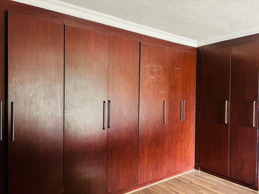 3 Bedroom Property for Sale in Greenstone Hill Gauteng