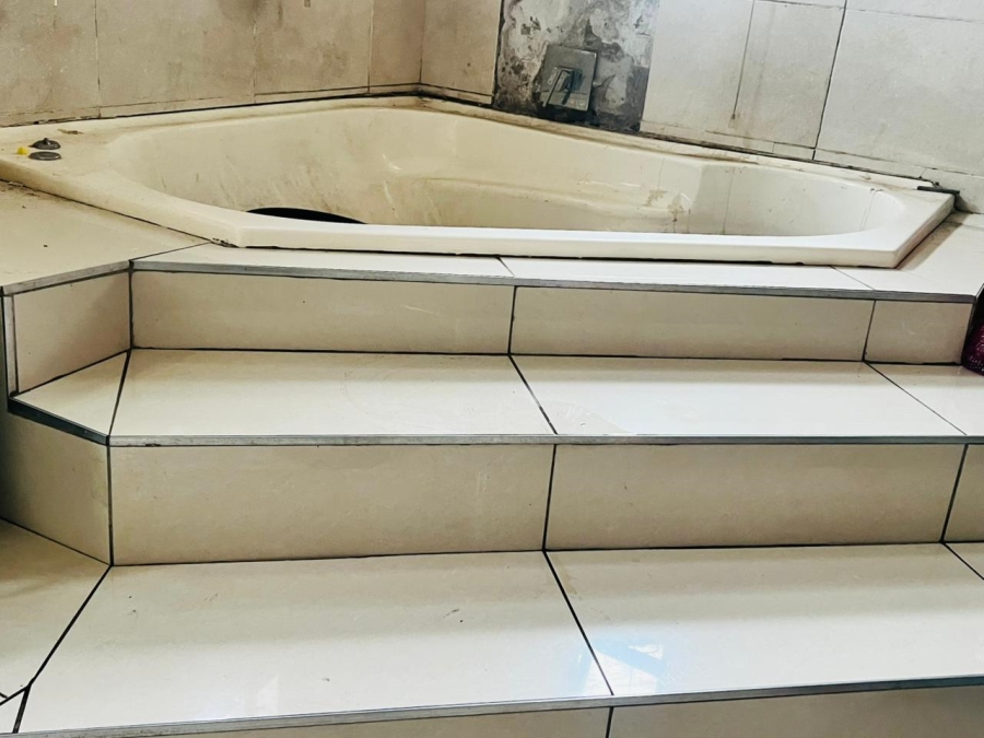 3 Bedroom Property for Sale in Greenstone Hill Gauteng