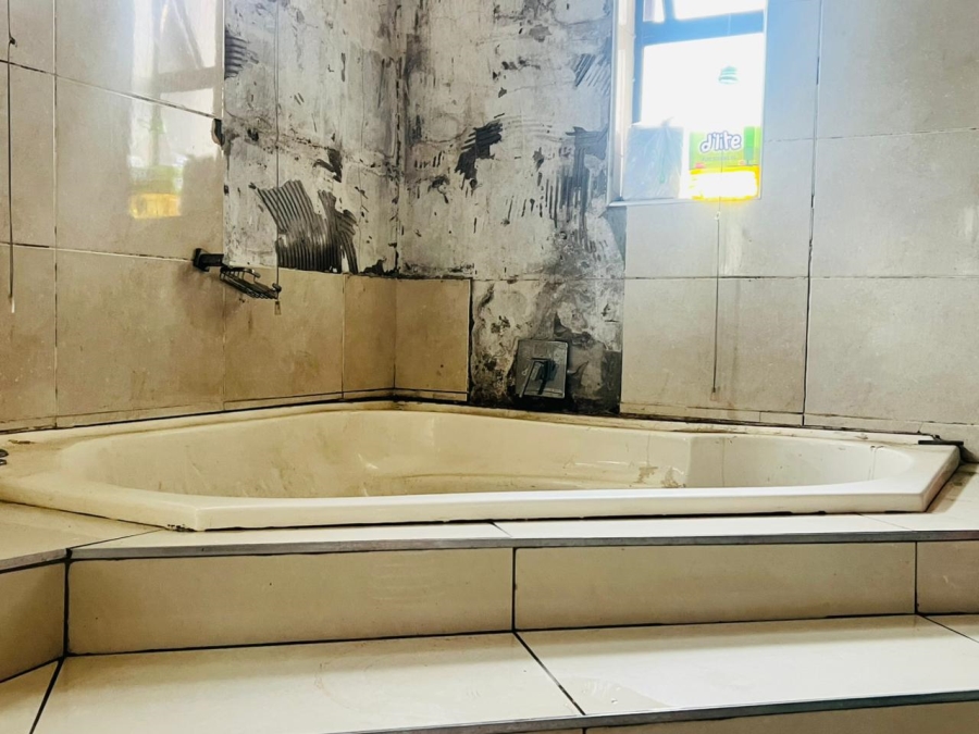 3 Bedroom Property for Sale in Greenstone Hill Gauteng