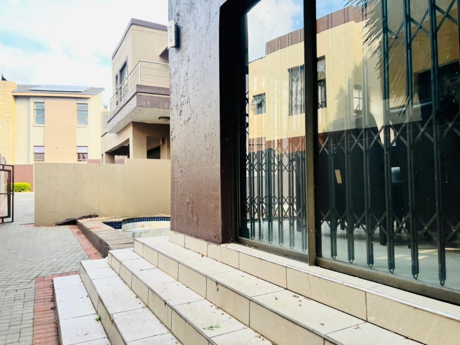 3 Bedroom Property for Sale in Greenstone Hill Gauteng