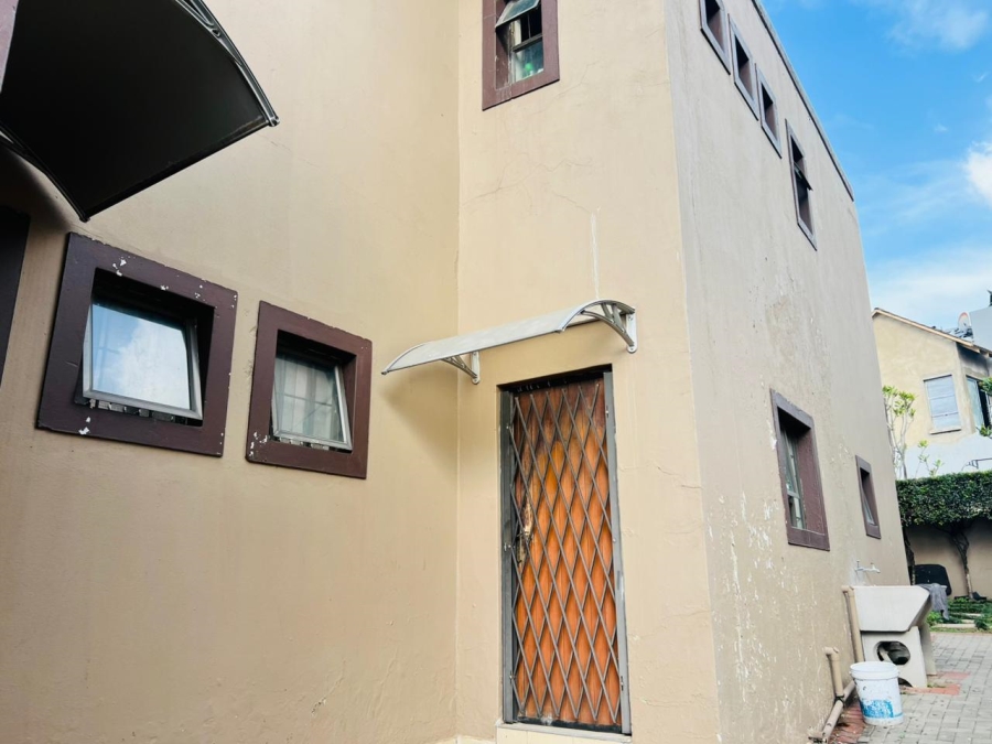 3 Bedroom Property for Sale in Greenstone Hill Gauteng