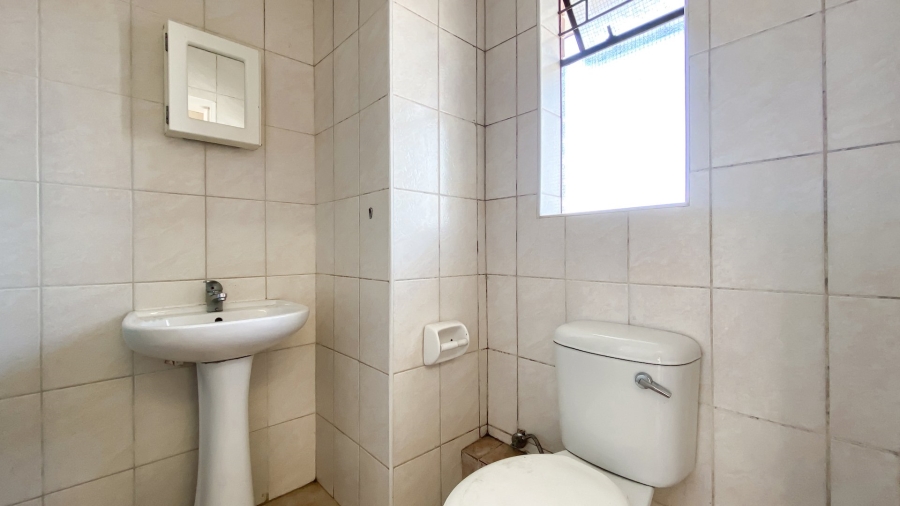  Bedroom Property for Sale in Florida Gauteng