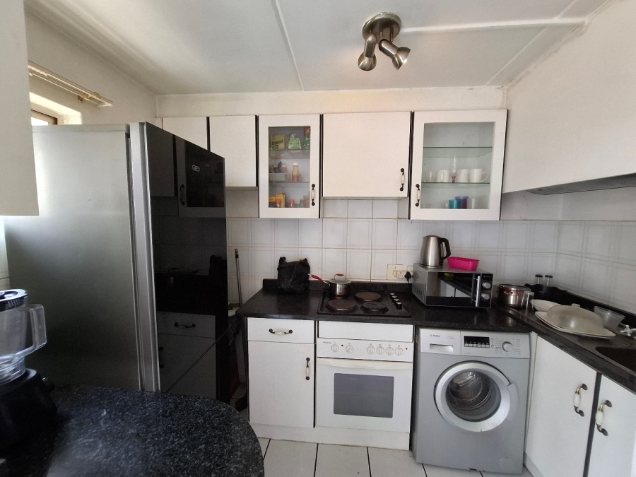 1 Bedroom Property for Sale in Sandown Gauteng