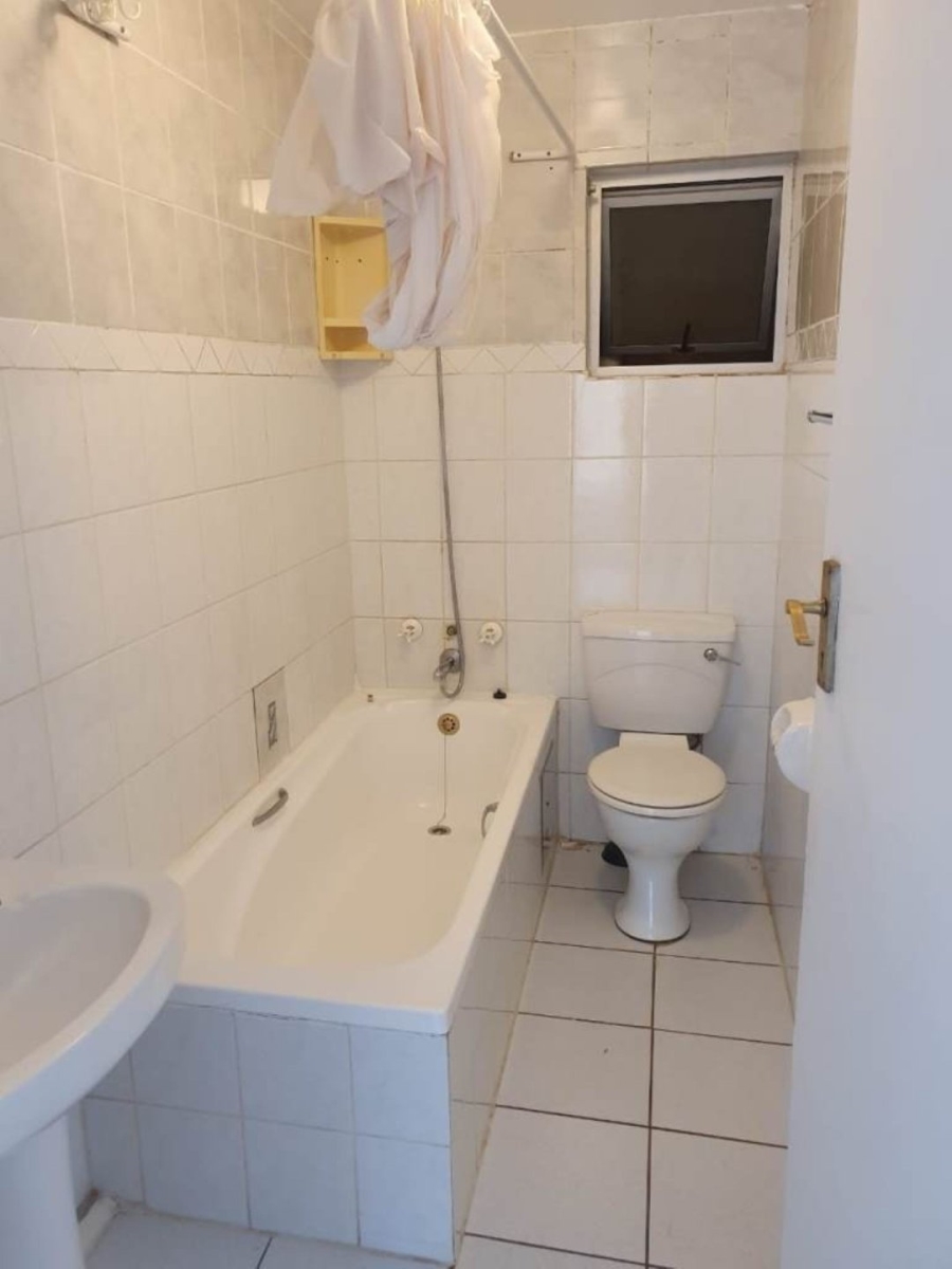 1 Bedroom Property for Sale in Sandown Gauteng