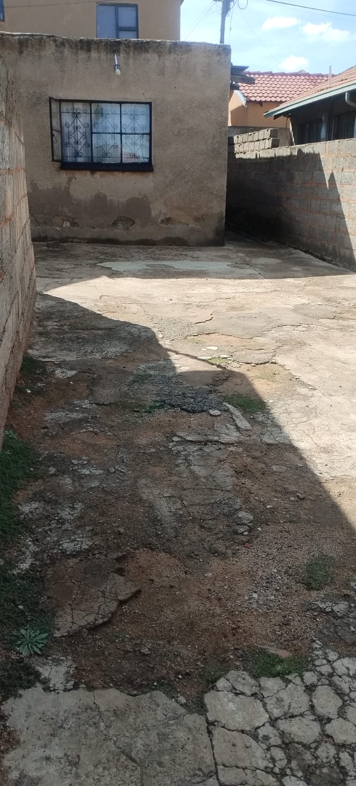 3 Bedroom Property for Sale in Moroka Gauteng