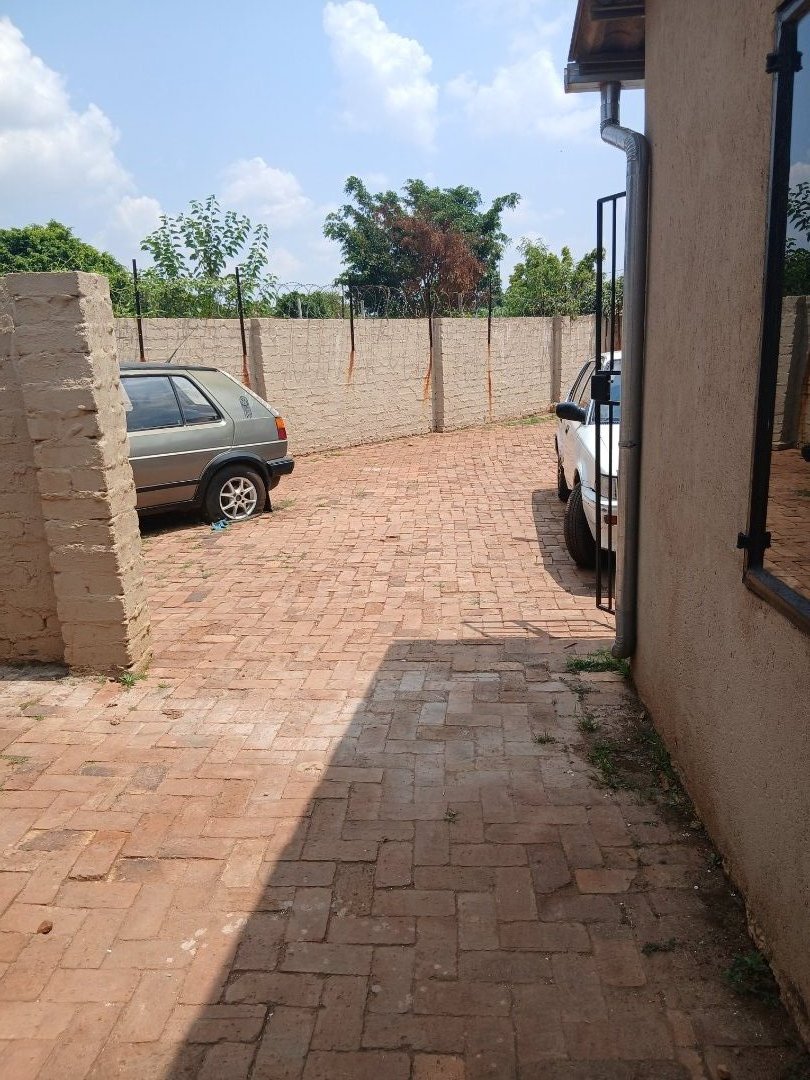 1 Bedroom Property for Sale in Soshanguve South Gauteng