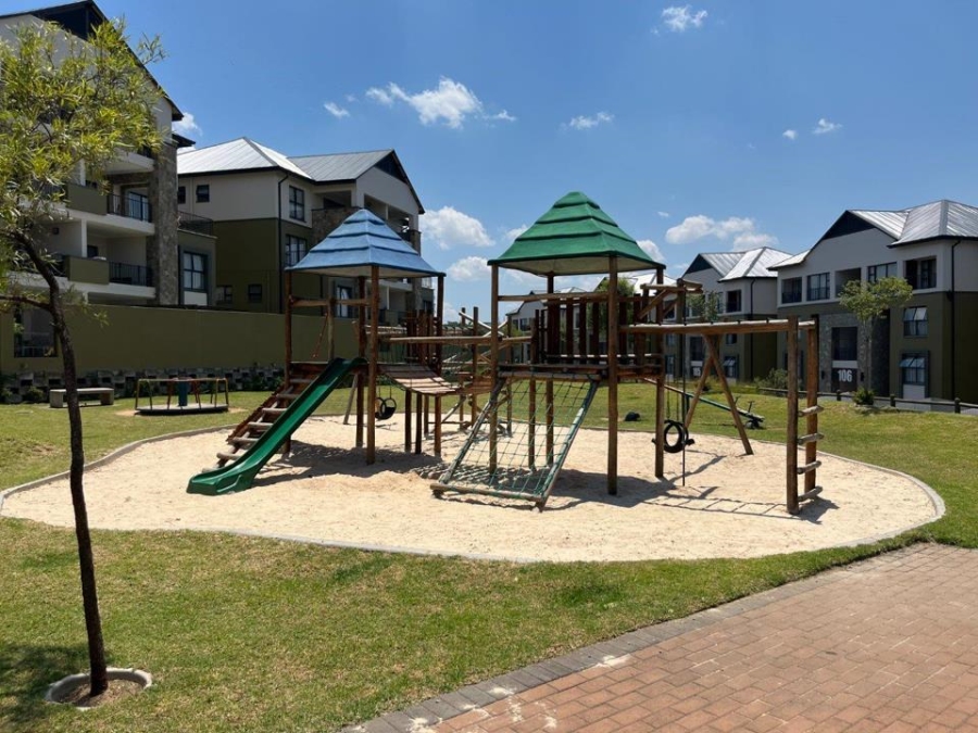 To Let 3 Bedroom Property for Rent in Waterfall Gauteng