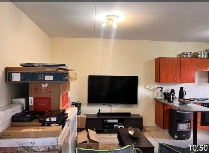 2 Bedroom Property for Sale in Greenstone Hill Gauteng