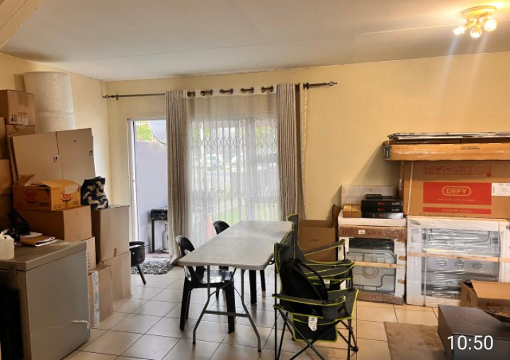 2 Bedroom Property for Sale in Greenstone Hill Gauteng