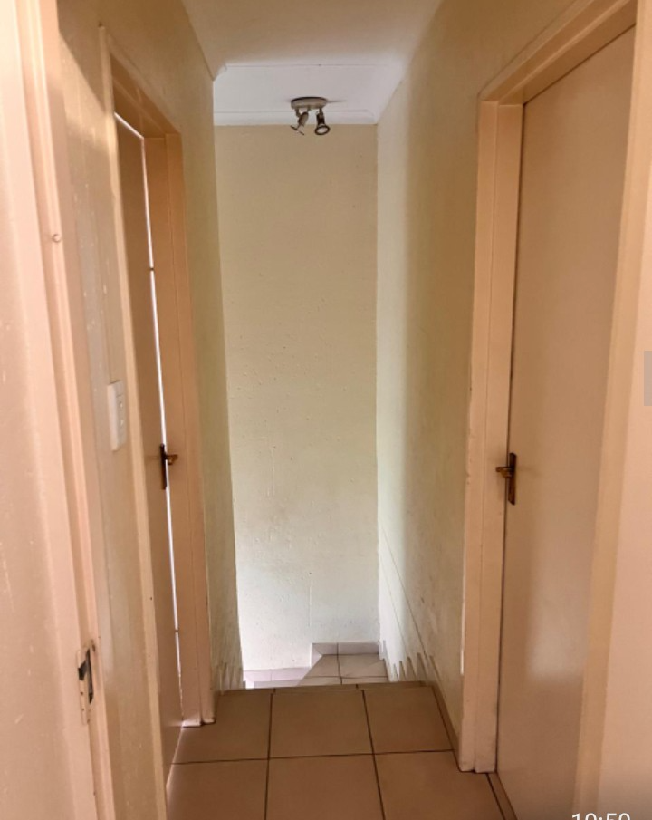 2 Bedroom Property for Sale in Greenstone Hill Gauteng