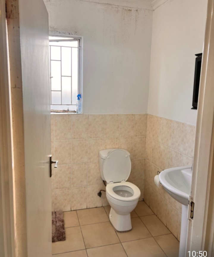 2 Bedroom Property for Sale in Greenstone Hill Gauteng