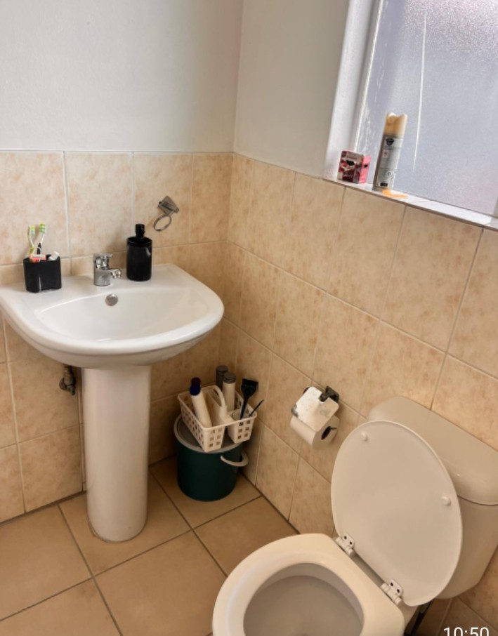 2 Bedroom Property for Sale in Greenstone Hill Gauteng