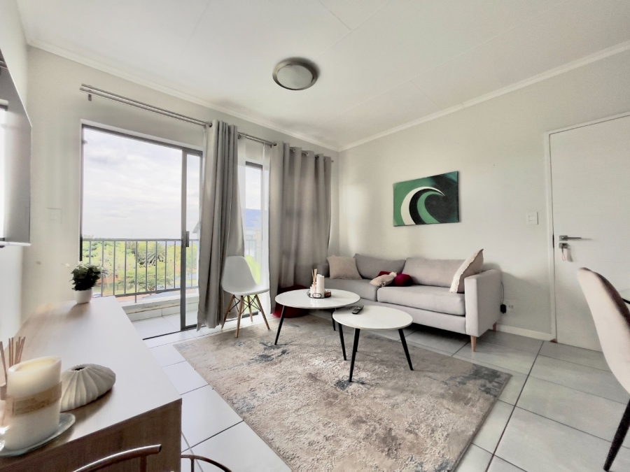 1 Bedroom Property for Sale in Crowthorne AH Gauteng