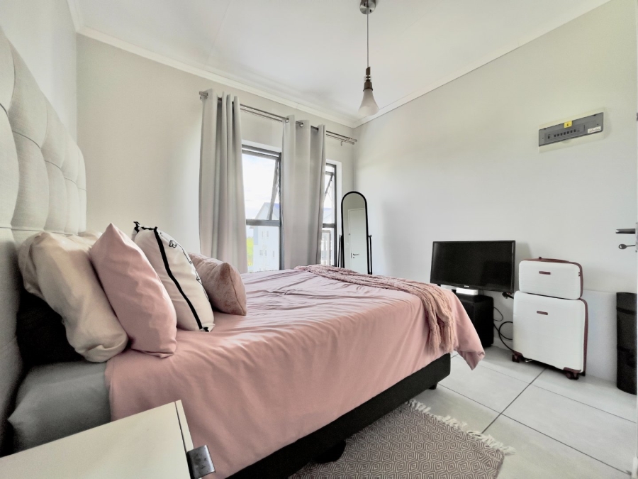 1 Bedroom Property for Sale in Crowthorne AH Gauteng