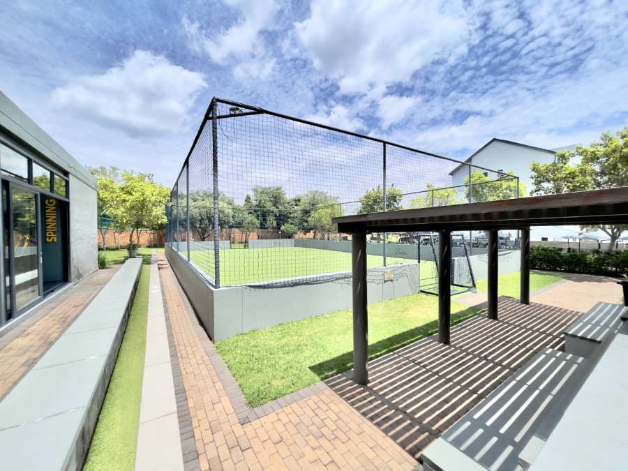 1 Bedroom Property for Sale in Crowthorne AH Gauteng