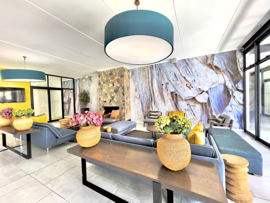 1 Bedroom Property for Sale in Crowthorne AH Gauteng