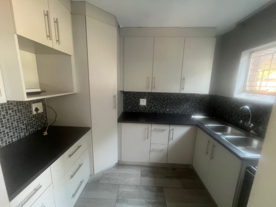 2 Bedroom Property for Sale in Roseville Gauteng