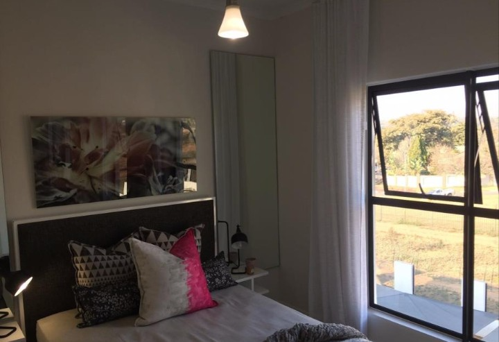 1 Bedroom Property for Sale in Modderfontein Industrial Gauteng