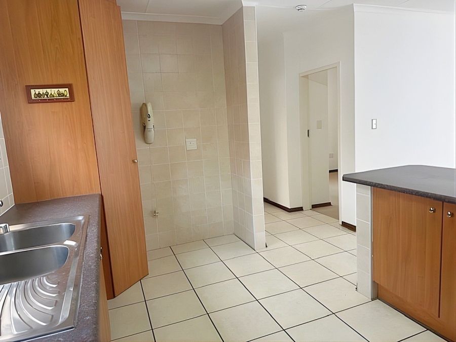 2 Bedroom Property for Sale in Wilgeheuwel Gauteng