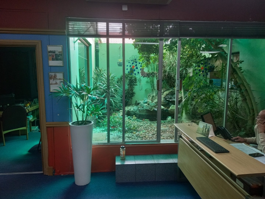  Bedroom Property for Sale in New Redruth Gauteng