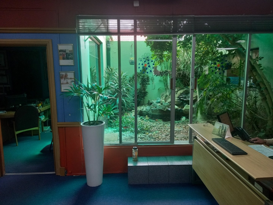  Bedroom Property for Sale in New Redruth Gauteng