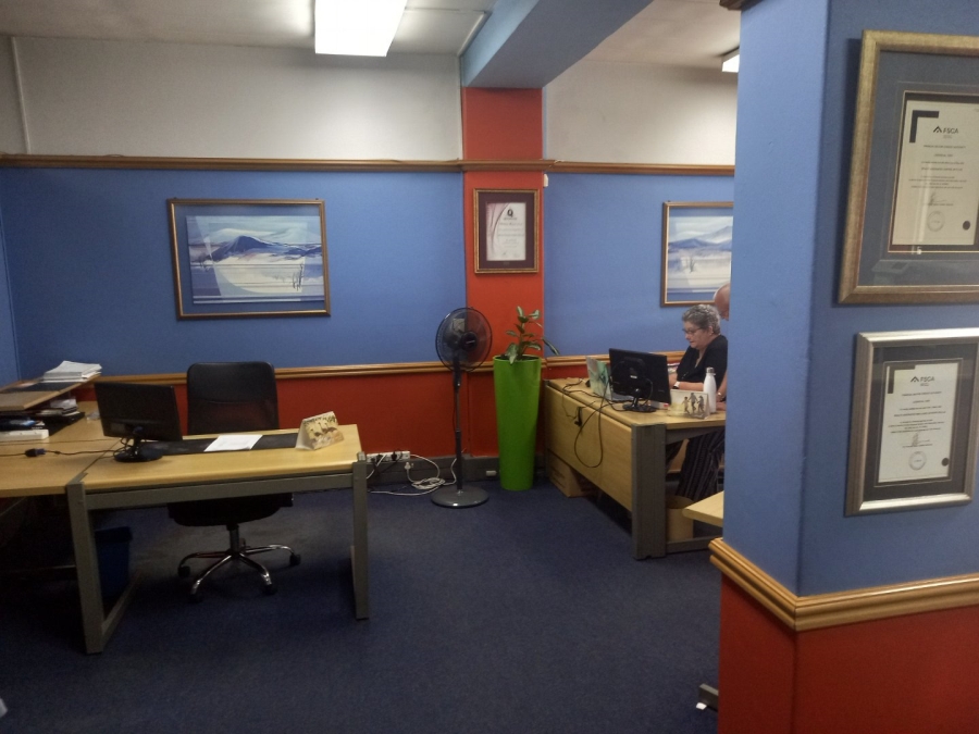  Bedroom Property for Sale in New Redruth Gauteng