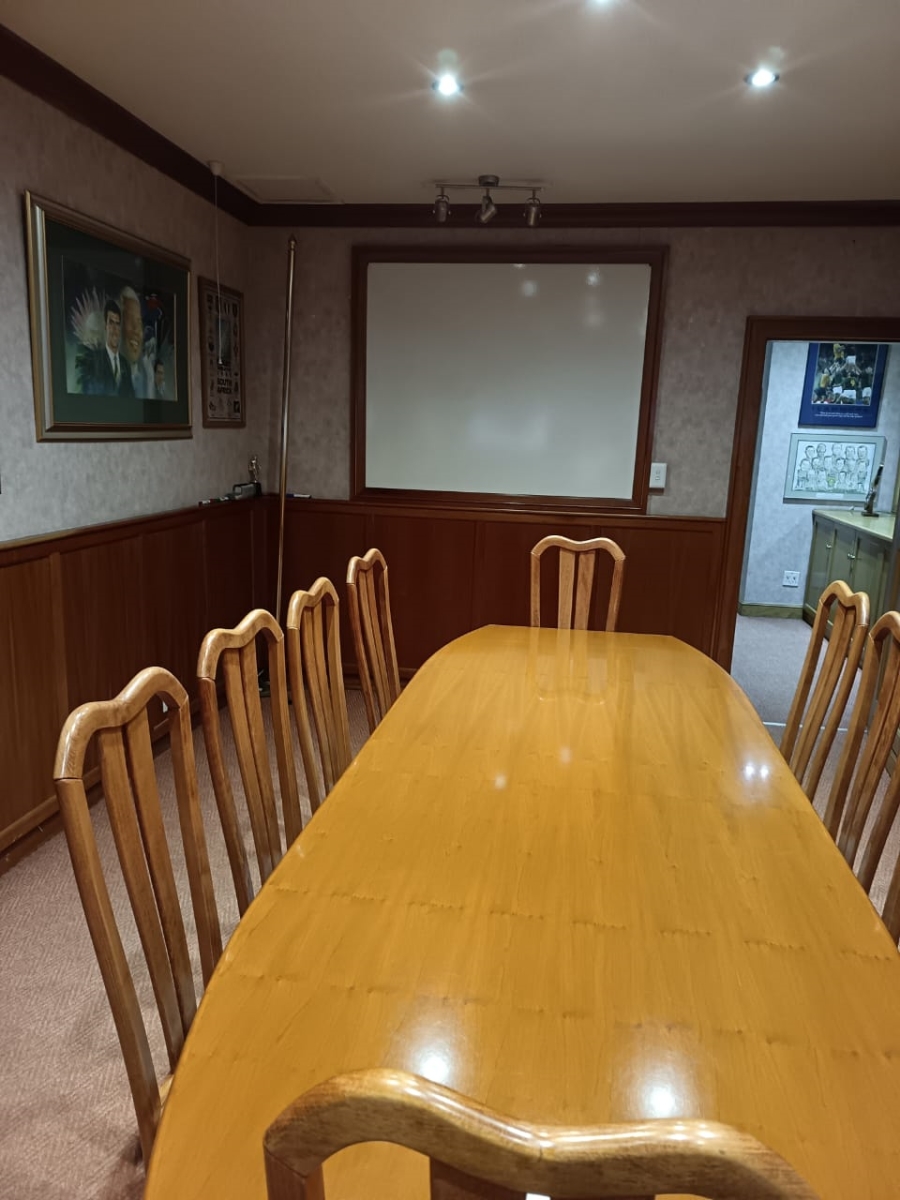  Bedroom Property for Sale in New Redruth Gauteng