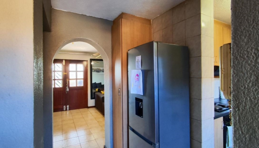 2 Bedroom Property for Sale in Klopperpark Gauteng