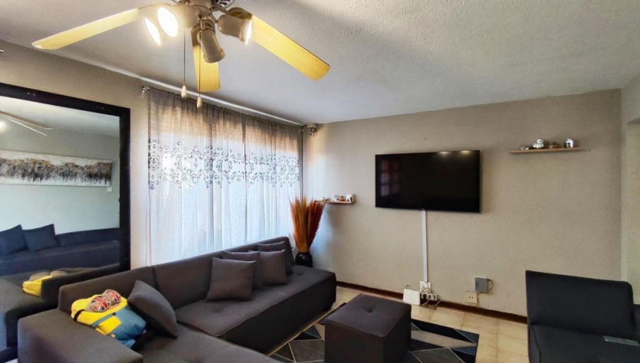 2 Bedroom Property for Sale in Klopperpark Gauteng