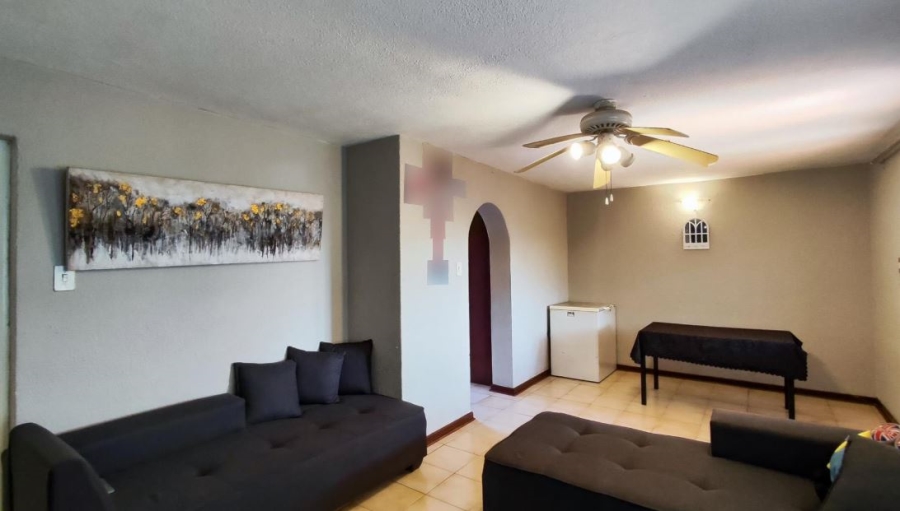 2 Bedroom Property for Sale in Klopperpark Gauteng