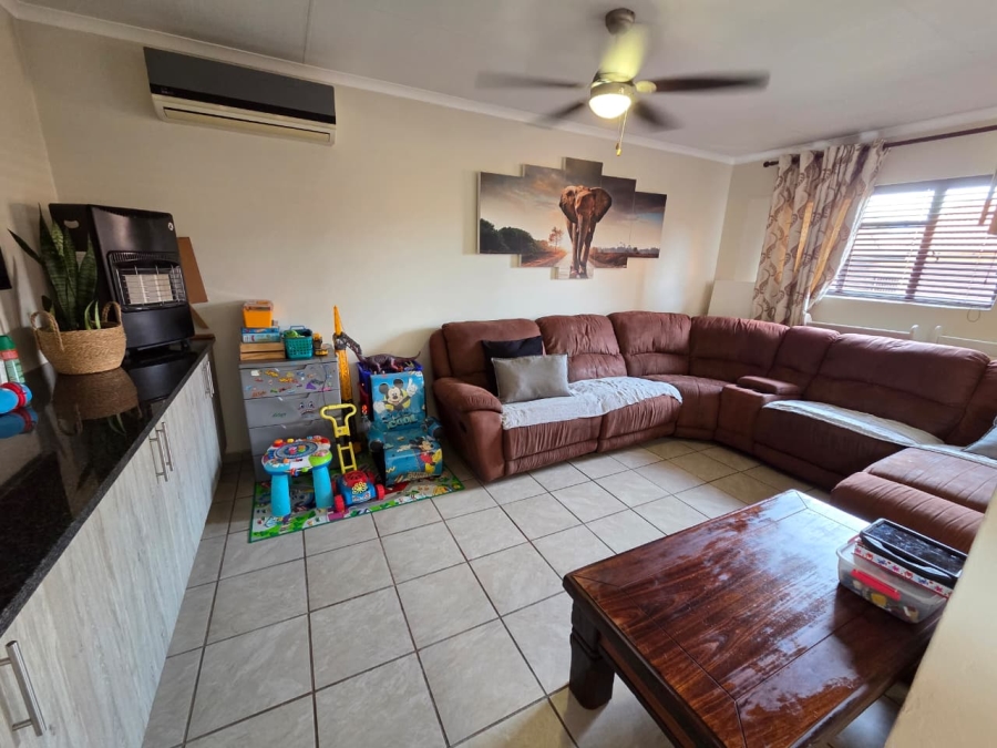 2 Bedroom Property for Sale in Montana Tuine Gauteng