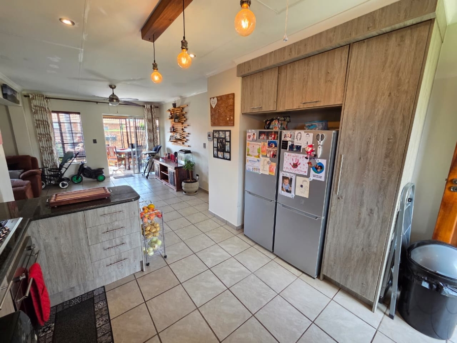 2 Bedroom Property for Sale in Montana Tuine Gauteng