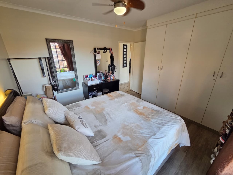 2 Bedroom Property for Sale in Montana Tuine Gauteng