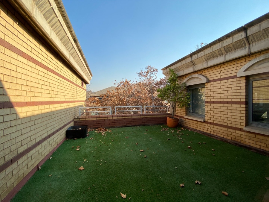 To Let commercial Property for Rent in Menlyn Gauteng