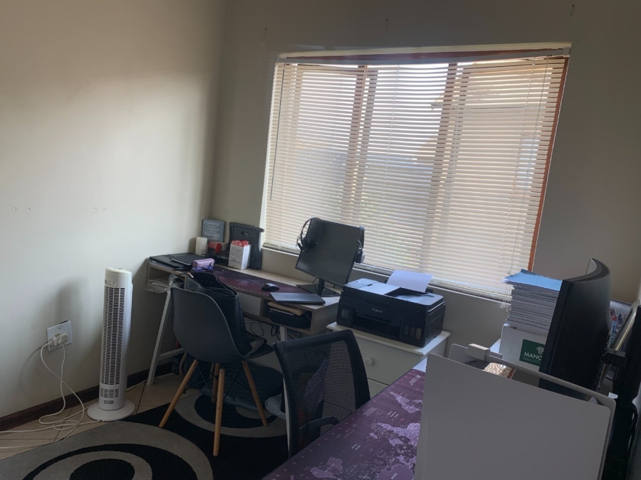 To Let 2 Bedroom Property for Rent in Carlswald Gauteng