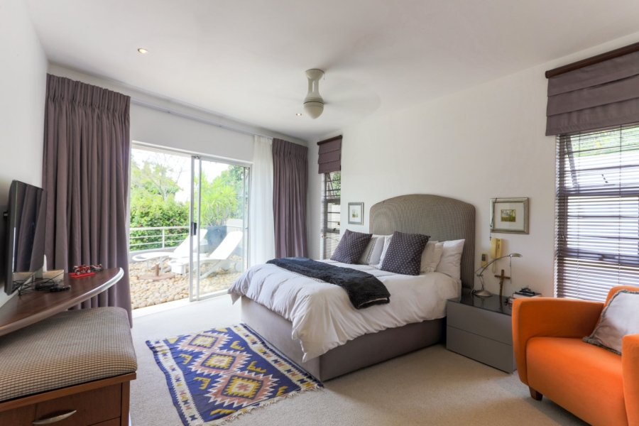 4 Bedroom Property for Sale in Hurlingham Gauteng