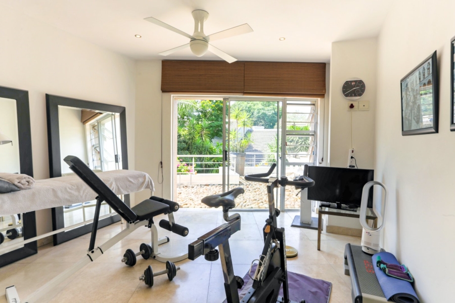 4 Bedroom Property for Sale in Hurlingham Gauteng