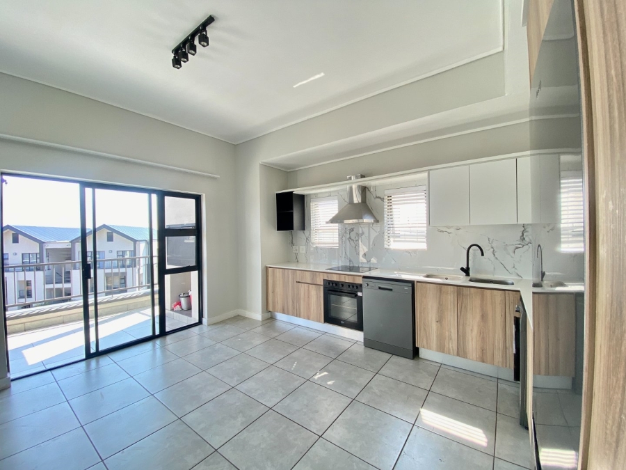 To Let 2 Bedroom Property for Rent in Waterfall Gauteng