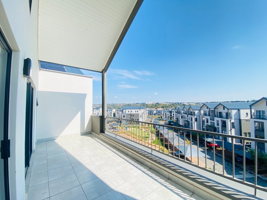 To Let 2 Bedroom Property for Rent in Waterfall Gauteng