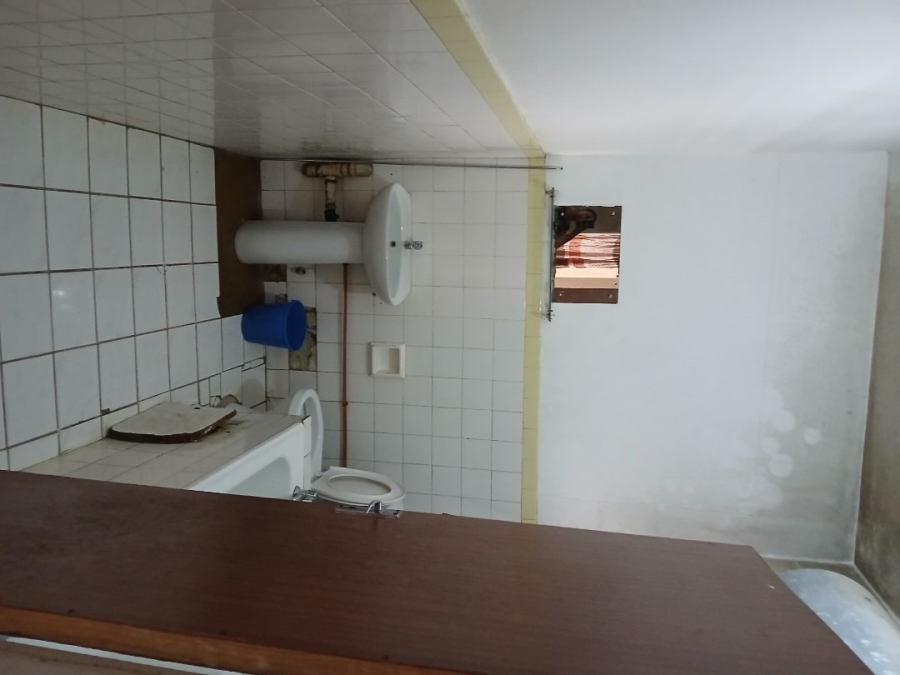 2 Bedroom Property for Sale in Pretoria Central Gauteng