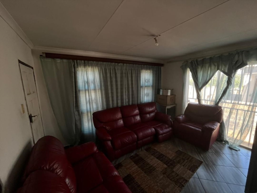 2 Bedroom Property for Sale in Tembisa Central Gauteng