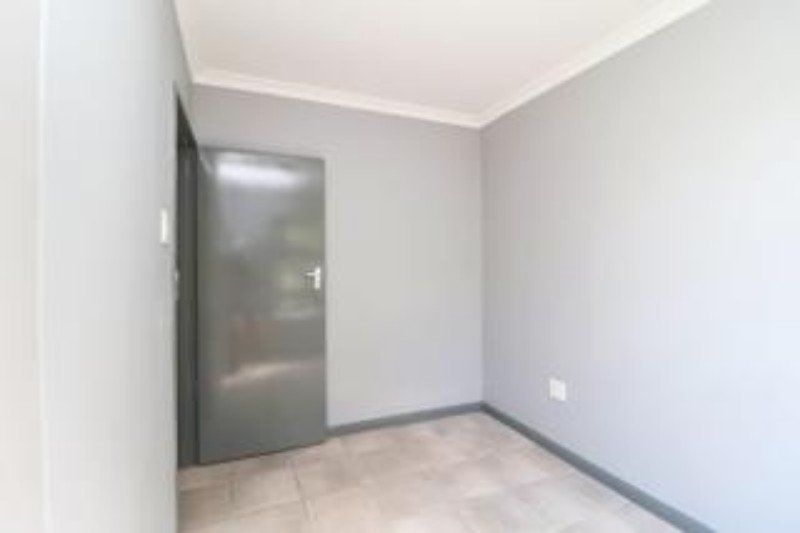 2 Bedroom Property for Sale in Windmill Park Gauteng