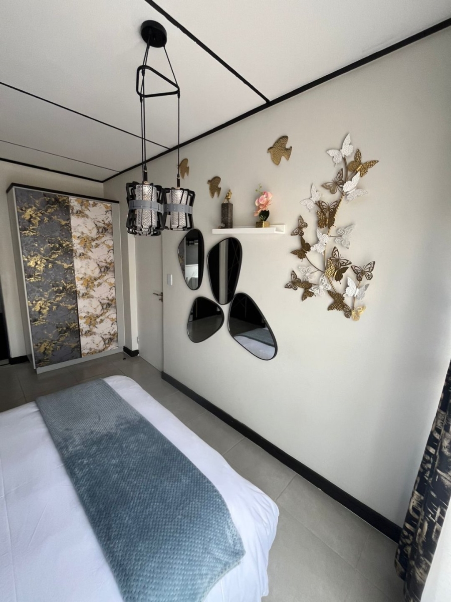 To Let 1 Bedroom Property for Rent in Waterfall View Gauteng