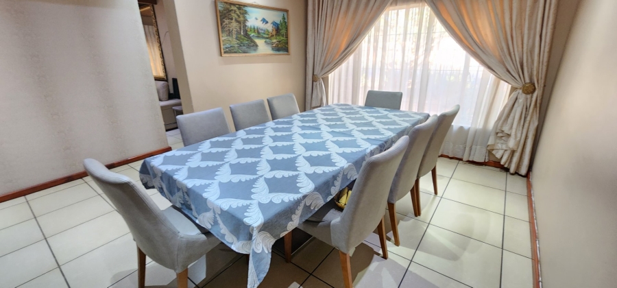 To Let 5 Bedroom Property for Rent in Erasmia Gauteng