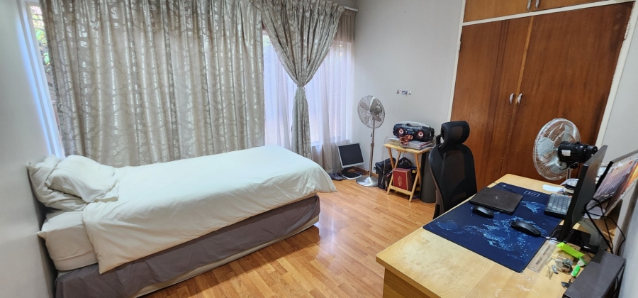 To Let 5 Bedroom Property for Rent in Erasmia Gauteng