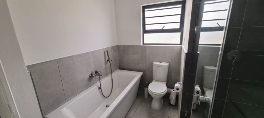 3 Bedroom Property for Sale in Glen Austin Gauteng