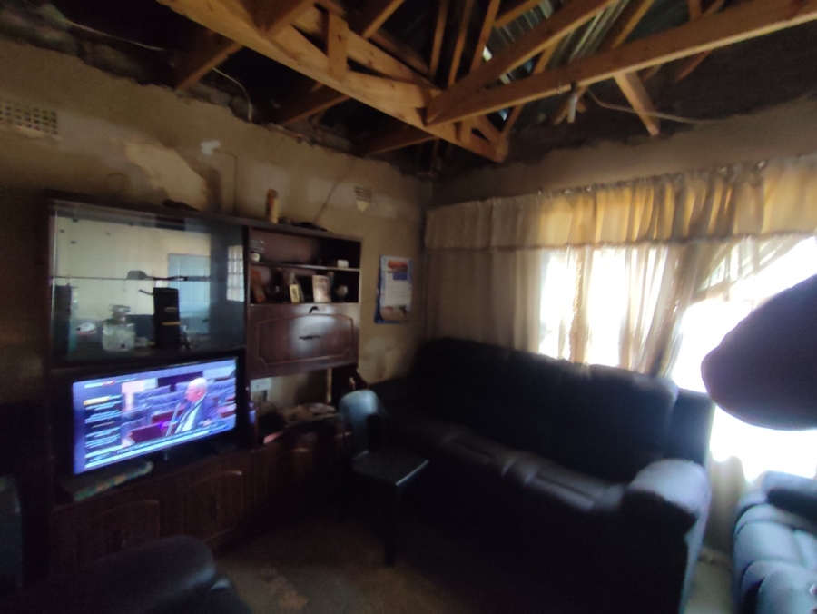 2 Bedroom Property for Sale in Etwatwa Gauteng